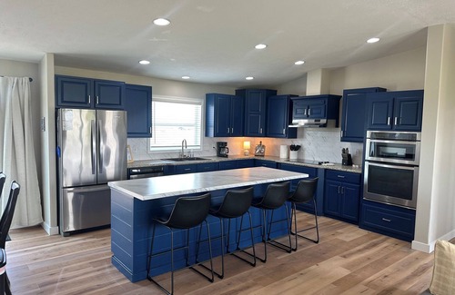 Devils Lake Casa | The Reel Deal in Devils Lake with Shop – Boat Launch Nearby
