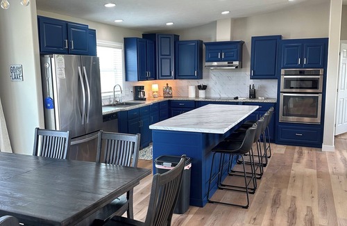 Devils Lake Casa | The Reel Deal in Devils Lake with Shop – Boat Launch Nearby