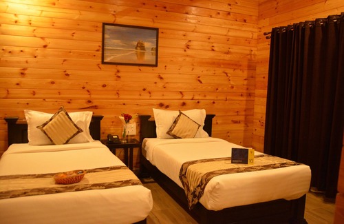 Morjim Hotel | The Regalia Resort