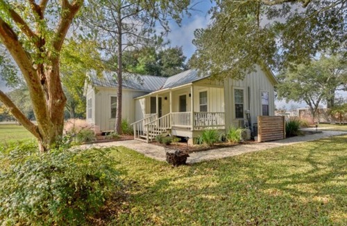 Warrenton Apartamento | The Remarkable Room Six