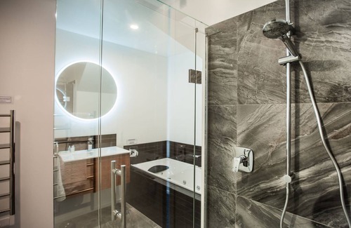 Fitzroy Apartamento | The Residence Apartment Five with Spa Bath
