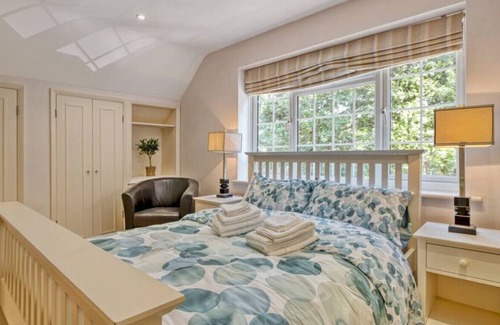 Ascot Casa | The Residence at Ascot- 6 bed
