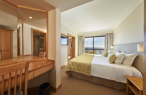 Sao Martinho Hotel | The Residence at Vila Porto Mare