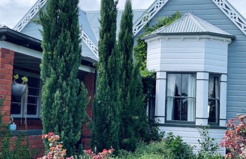 Tenterfield Casa | The Residence Stylish Comfort with Fireplace
