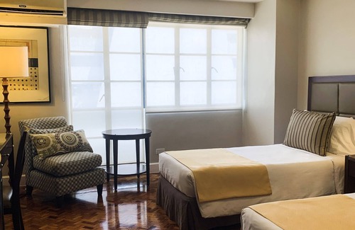 Urdaneta Hotel | The Residences Olympia