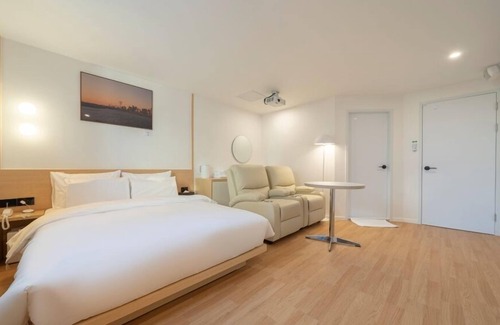 Cheonan Hotel | The Rest Aneuk Hotel Cheonan Station