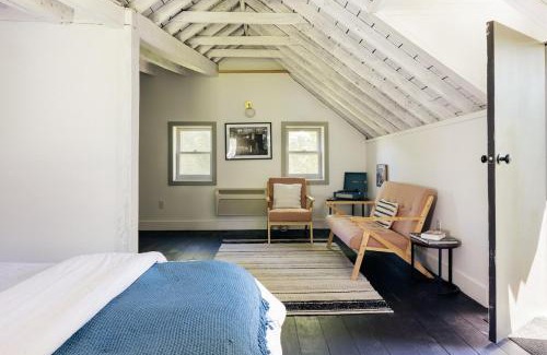 Jeffersonville Casa | The Rest Suite 5