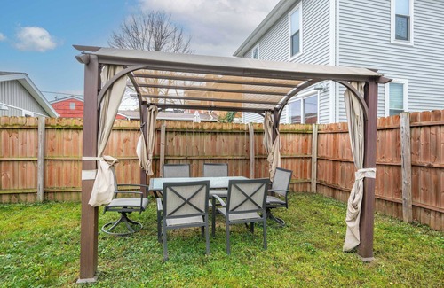 Livingston Park Casa | The Restful Roost w Hot Tub