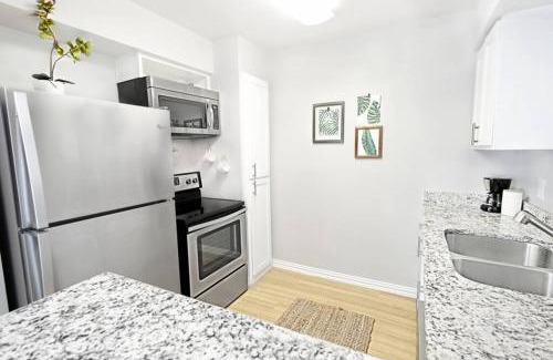 Old East Dallas Apartamento | The Resting Space - FREE ARBORETUM TICKETS
