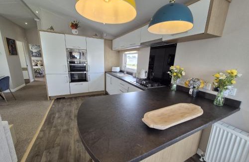 Walton on the Naze Complejo | The Retreat 2 bedroom lodge with sauna!