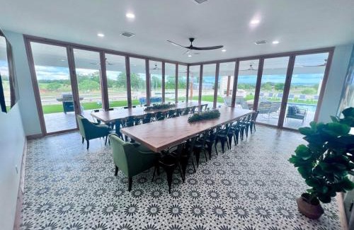 Fredericksburg Villa | The Retreat and Domes