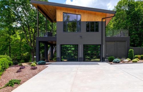 Balsam Grove Casa | The Retreat at Valley Bear Farms