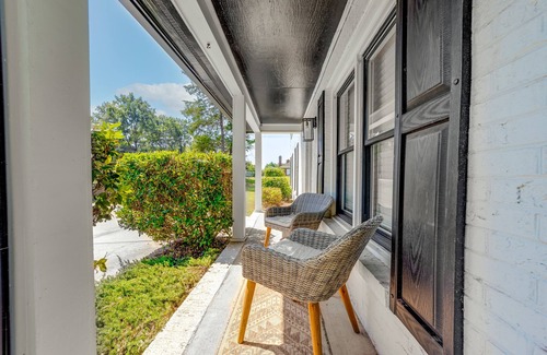 Wessex Square Casa | The Retreat by SouthPark- Spacious 3-Bedroom Near Shopping & Dining in SouthPark