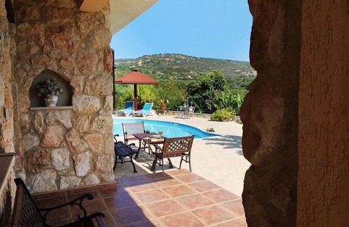 Pano Arodhes Villa | 'The Retreat' - Chalet aislado de piedra - Capacidad para 8 personas