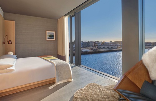 Downtown Hotel | The Reykjavik EDITION