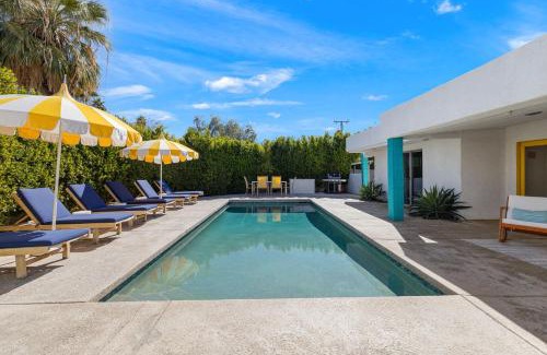 El Mirador Casa | The Ricardo! Mid-Century Villa with Saltwater Pool