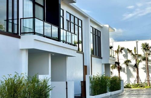 North Pattaya Villa | The Rich Garden
