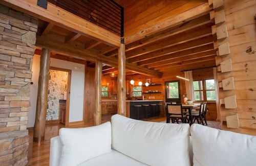 Bostic Cabina | The Ridge: A Modern Cabin