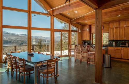 Sunday River Area Casa | The Ridge House-Modern Chalet! Spectacular Slope Views
