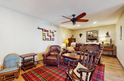 Franklin Casa | The Ridge House