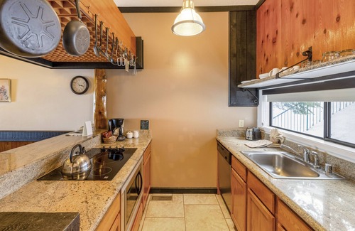 Tahoe Village Apartamento | The Ridge Sierra