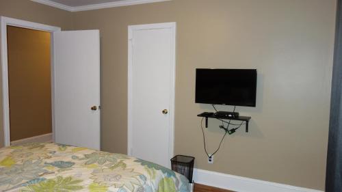 Charlotte Apartamento | The Right Side Duplex