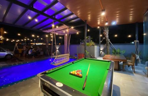 Taman Daya Casa | The Riimbun . Private Pool . BBQ . Karaoke