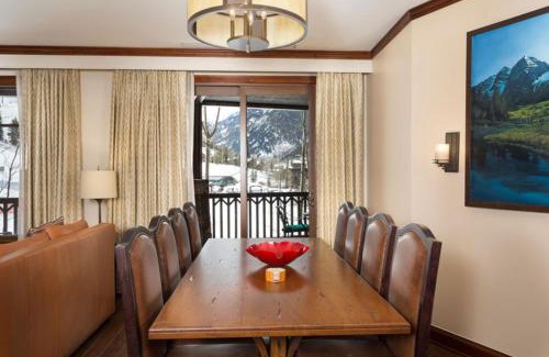 Aspen Casa | The Ritz-Carlton, 3BR Residence 2310: Ski-in/Ski-out Resort in Aspen w/Mountain/Town view