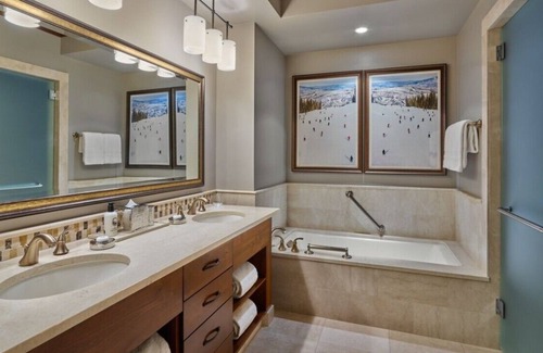 Truckee Complejo | The Ritz-Carlton Club, Lake Tahoe, Truckee, California, United States.