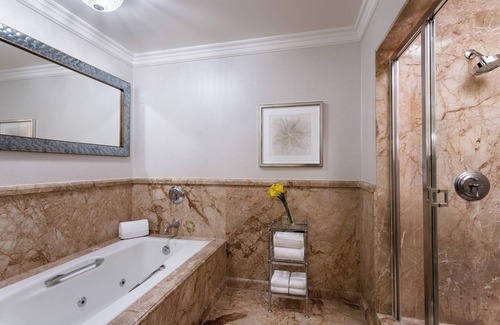 Marina del Rey Hotel | The Ritz-Carlton, Marina del Rey