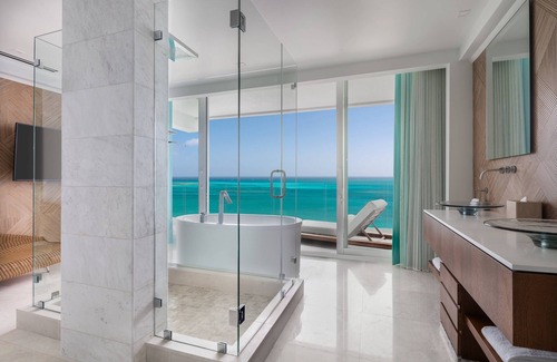Grace Bay Hotel | The Ritz-Carlton, Turks & Caicos