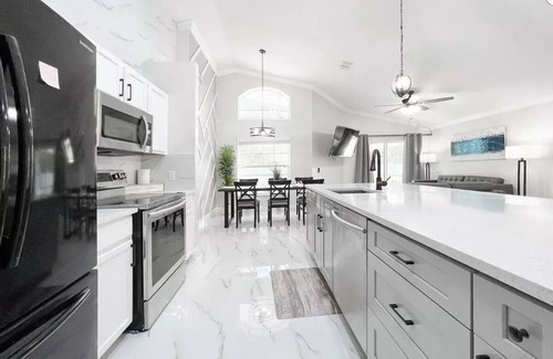 Westridge Casa | The Ritz Vacation - Near Disney - Heated Pool
