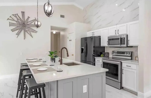 Westridge Casa | The Ritz Vacation - Near Disney - Heated Pool