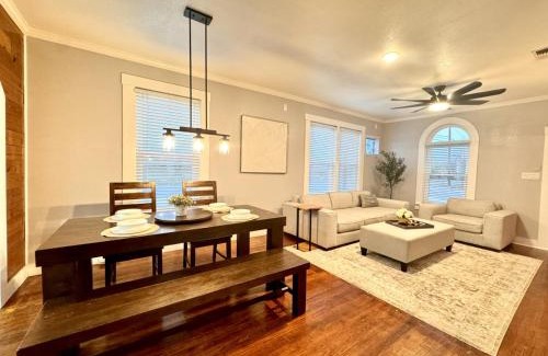 Northwest Los Angeles Heights Casa | The River City Haven- Cozy, Spacious Home Near Downtown