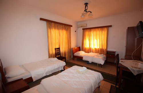 Albania Casa | The River Hotel