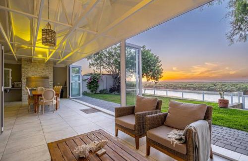Colchester Casa | The River House - Addo Elephant Park