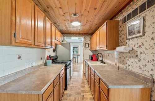 St. Charles Casa | The River Stables in St. Charles, MO