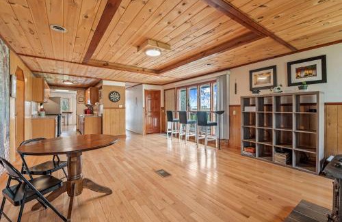 St. Charles Casa | The River Stables in St. Charles, MO