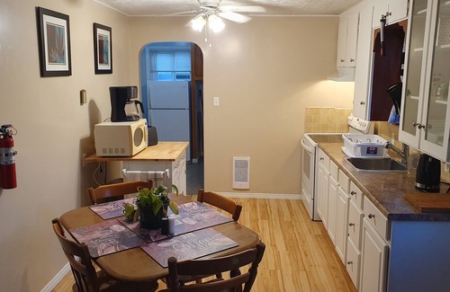 Algoma District Casa | The Riverbank Bungalow
