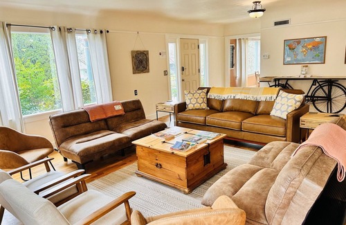Whiteaker Casa | The Riverpath Inn, a pocos pasos del Rose Garden, en Eugene Oregon