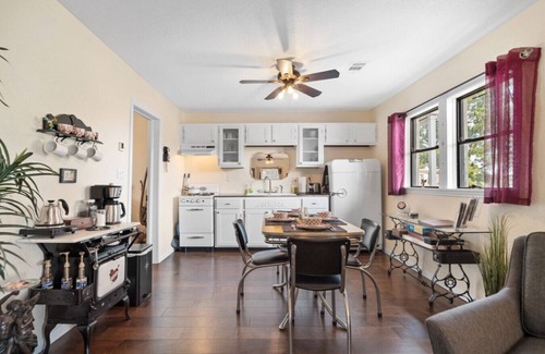 Russellville Apartamento | The Riverside Cottage