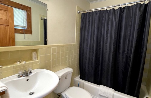 Stowe Area Hotel | The Riverside Inn