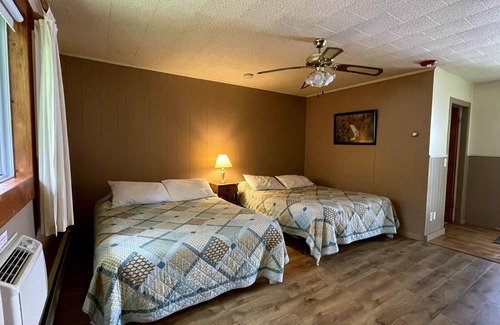 Stowe Area Hotel | The Riverside Inn