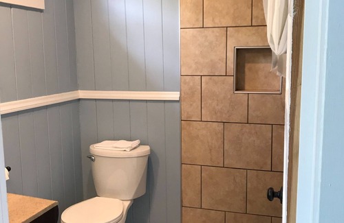 Chimney Rock Cabina | The Riverside Lodge at Chimney Rock
