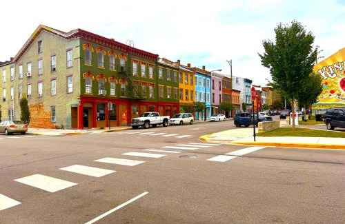 Madison Casa | The Riverstone Getaway in historical Madison, IN