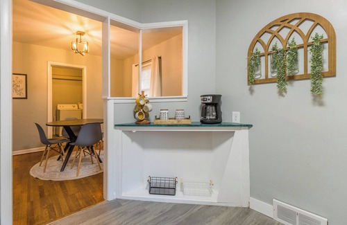 Springfield Casa | The Robberson House close to Mercy, WOW, MSU