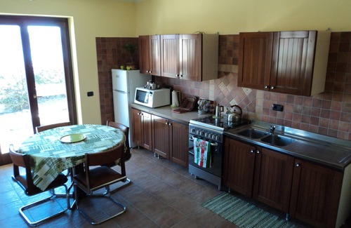 Pella Apartamento | il Pettirosso casa de vacaciones, 2 dormitorios, 5 personas