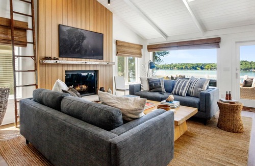 Elkhorn Casa | The Robin on Lauderdale Lakes