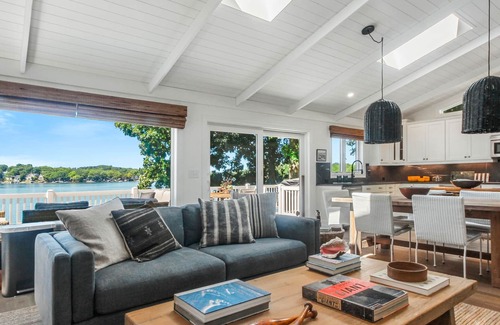 Elkhorn Casa | The Robin on Lauderdale Lakes