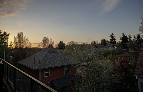 Sunnyside Condominio | The Robin's Nest - Condominio SE Belmont Portland moderno con estacionamiento en garaje - mensual